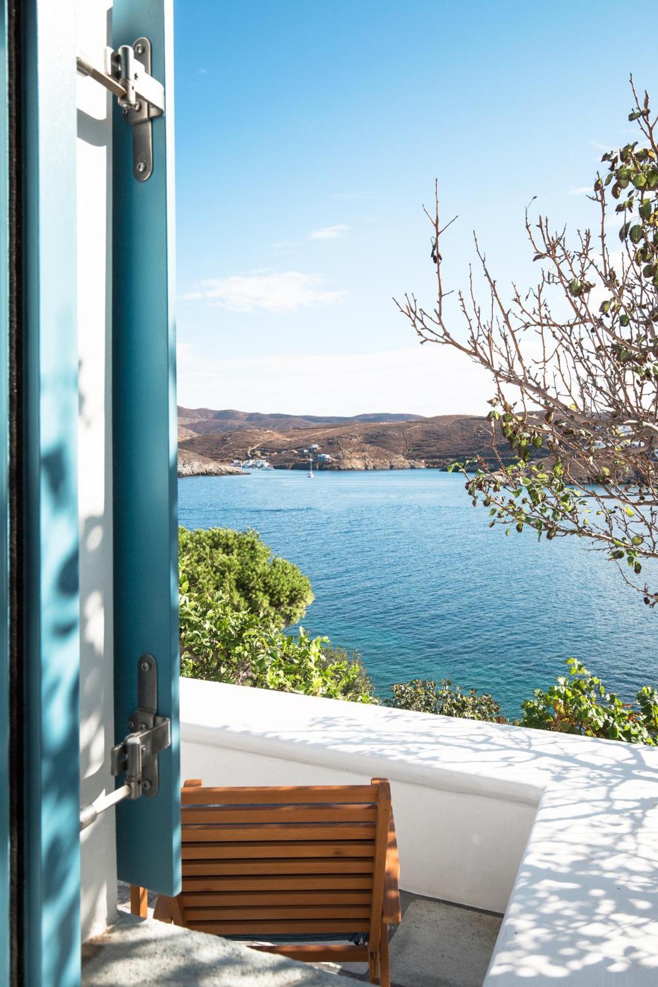 Fos Loutra (Kythnos)